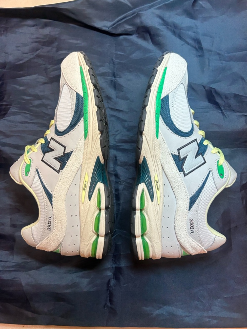 New Balance 2002R Athletic Shoe Grey Matter Green Alpine Lime Light Sz 12 Men’s